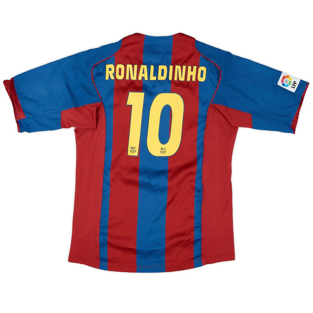 Ronaldinho #10 Retro Barcelona Home Jersey 2004/05