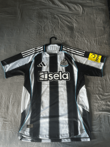 Click to view full screen Newcastle United Home Match Jersey Player Version 2025/26 photo review