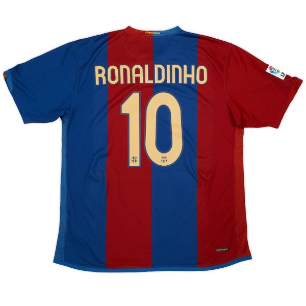 Ronaldinho #10 Retro Barcelona Home Jersey 2006/07