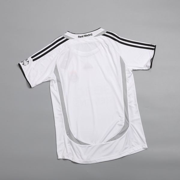 Beckham #23 Retro Real Madrid Home Jersey 2006/07