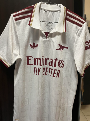 Arsenal Third Jersey 2025/26 photo review